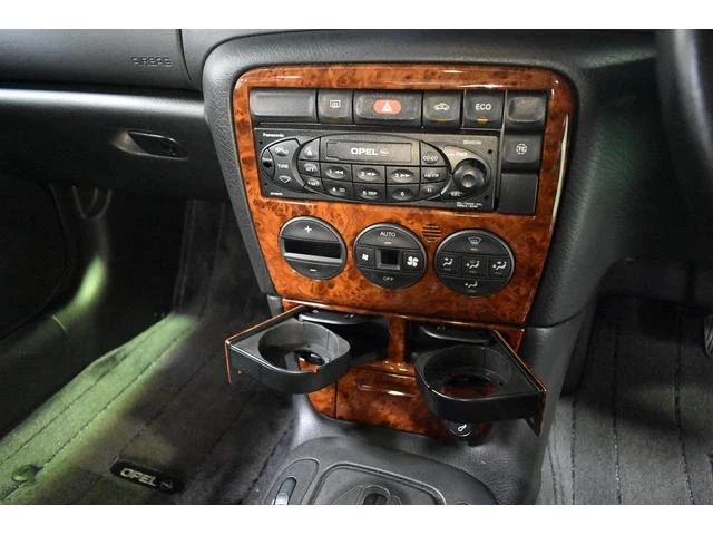 Opel VECTRA 24