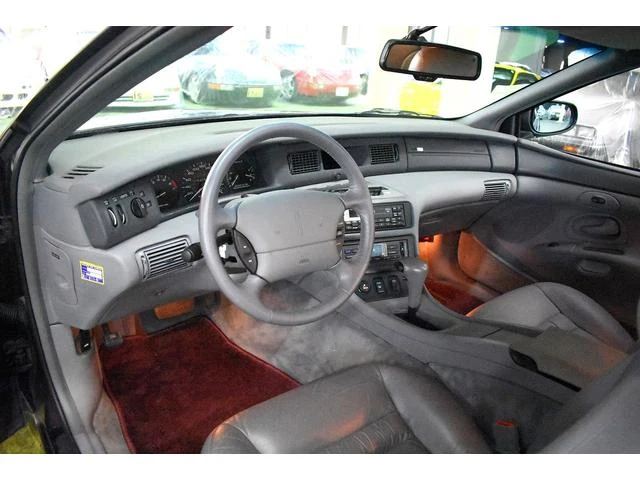 Lincoln MARK VIII 29
