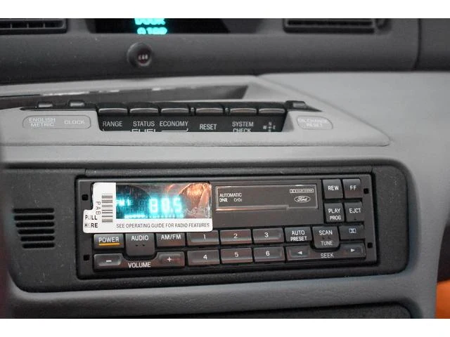 Lincoln MARK VIII 36
