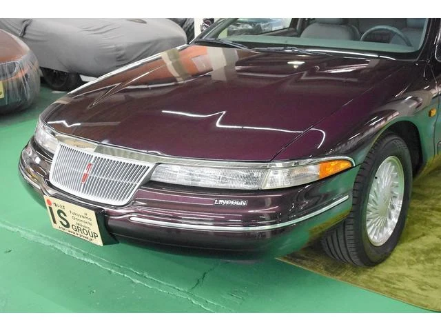 Lincoln MARK VIII 8