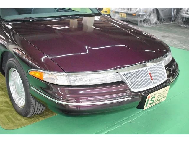 Lincoln MARK VIII 7