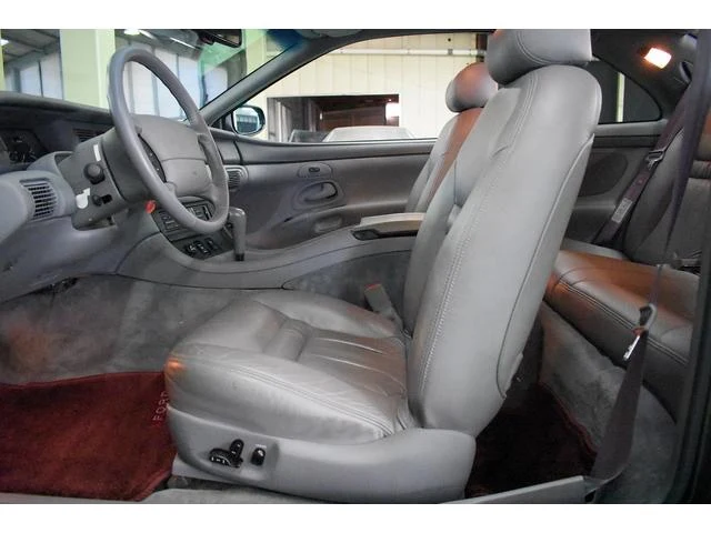 Lincoln MARK VIII 31