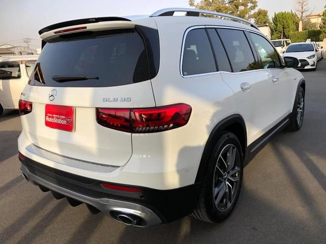 MERCEDES AMG GLB 57