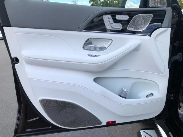 MERCEDES MAYBACH GLS 40