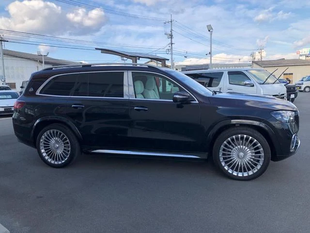 MERCEDES MAYBACH GLS 62