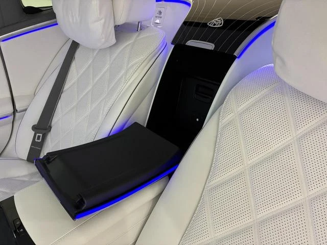 MERCEDES MAYBACH S-CLASS 22
