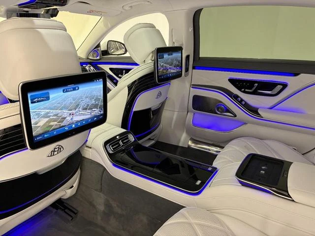 MERCEDES MAYBACH S-CLASS 19