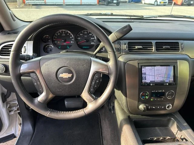 Chevrolet AVALANCHE 13