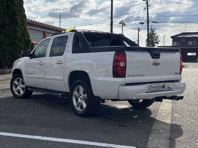 Chevrolet AVALANCHE 6