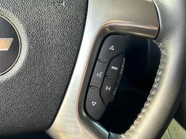 Chevrolet AVALANCHE 24