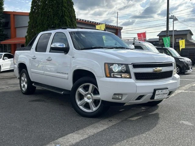 Chevrolet AVALANCHE 2