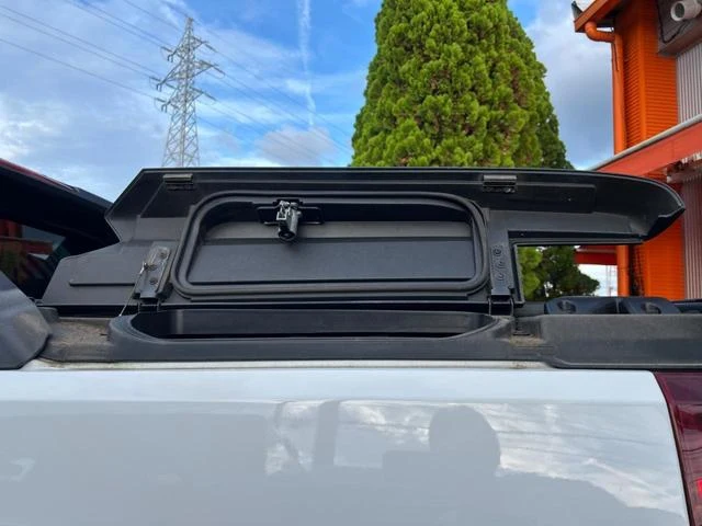 Chevrolet AVALANCHE 42