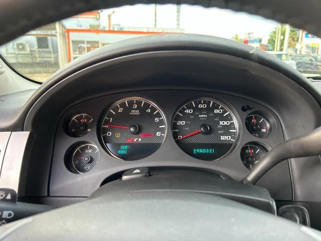Chevrolet AVALANCHE 14