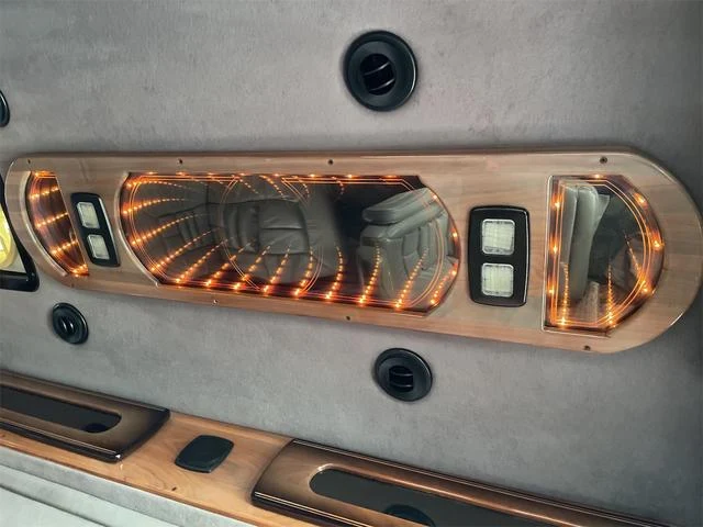 Chevrolet EXPRESS 43