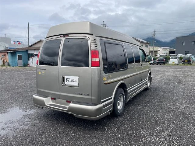 Chevrolet EXPRESS 8