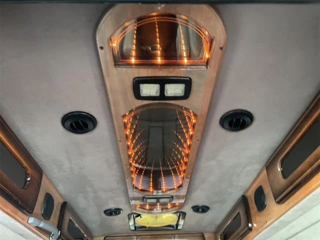 Chevrolet EXPRESS 39