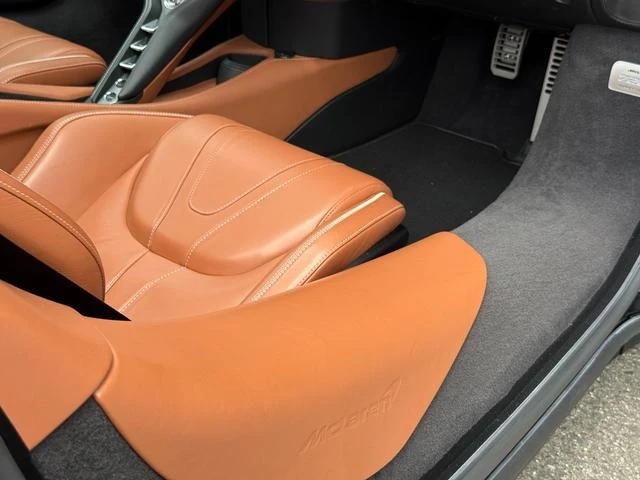 McLaren 720S 17