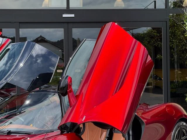 McLaren 720S 37