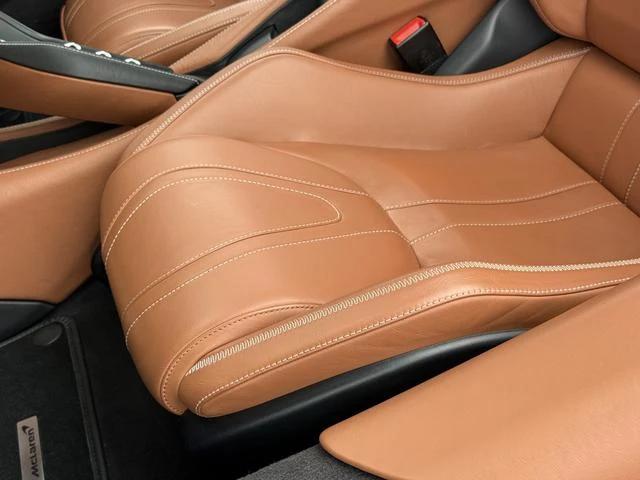 McLaren 720S 26