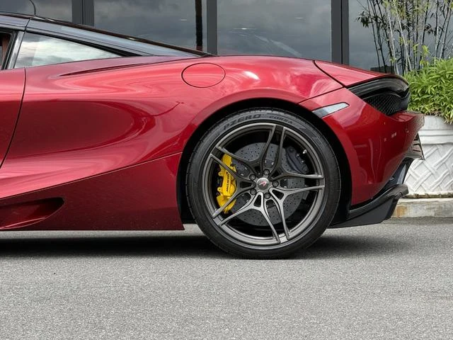 McLaren 720S 50