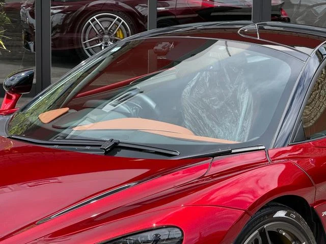 McLaren 720S 40