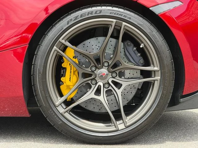 McLaren 720S 51