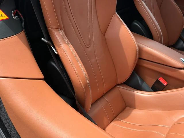 McLaren 720S 11