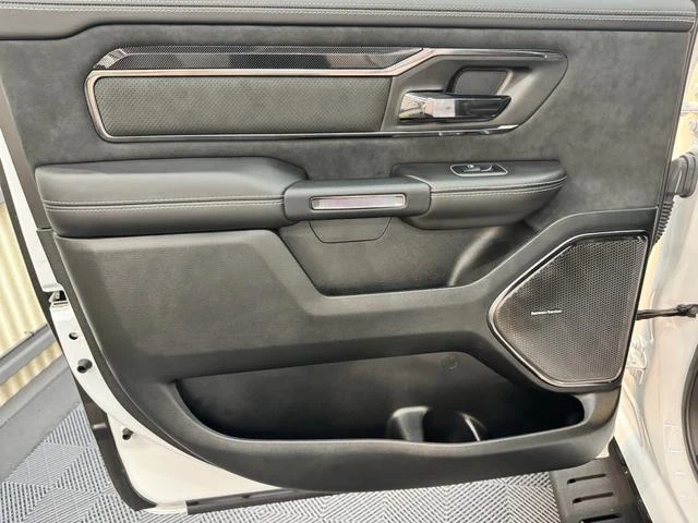 Dodge RAM 42