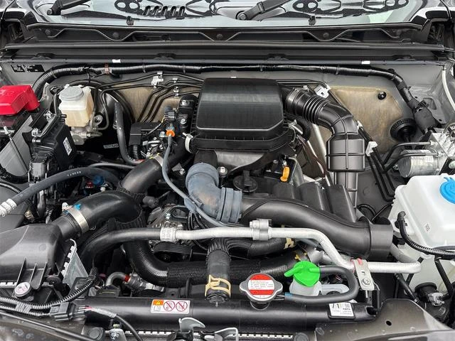 Suzuki JIMNY 16