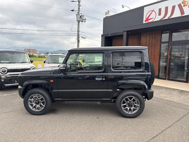 Suzuki JIMNY 28