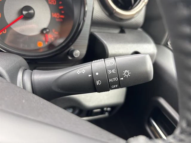 Suzuki JIMNY 6