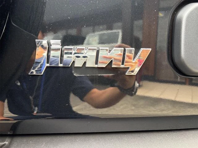 Suzuki JIMNY 32