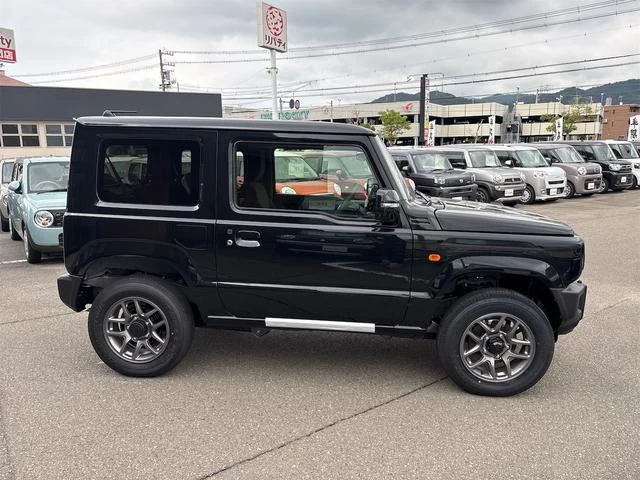 Suzuki JIMNY 12