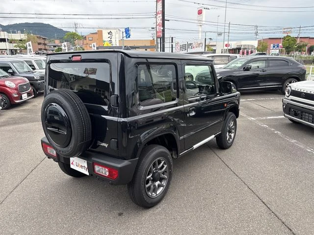 Suzuki JIMNY 13