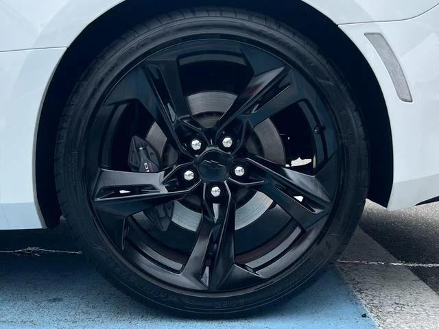 Chevrolet CAMARO 56