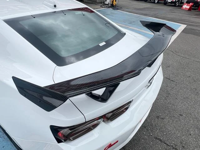 Chevrolet CAMARO 18