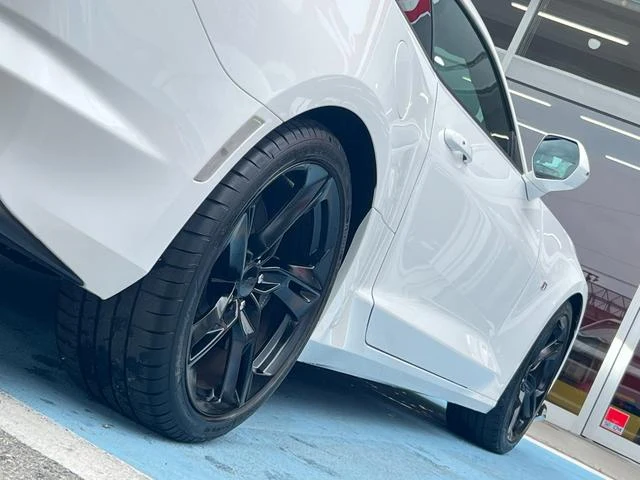 Chevrolet CAMARO 12