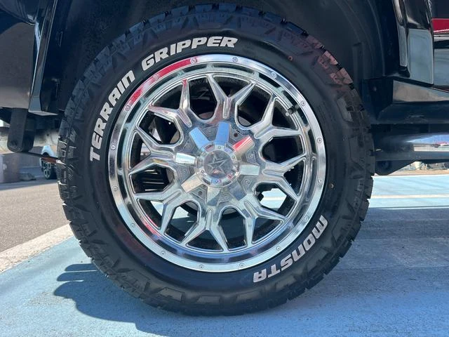Hummer H3 44