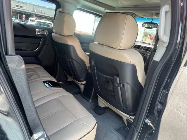 Hummer H3 24