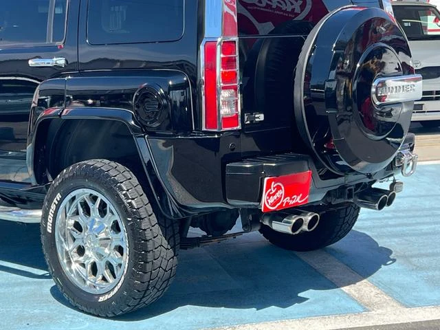 Hummer H3 10