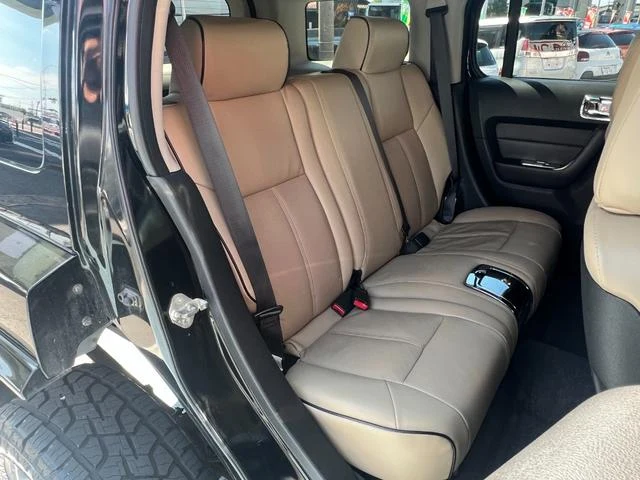 Hummer H3 25