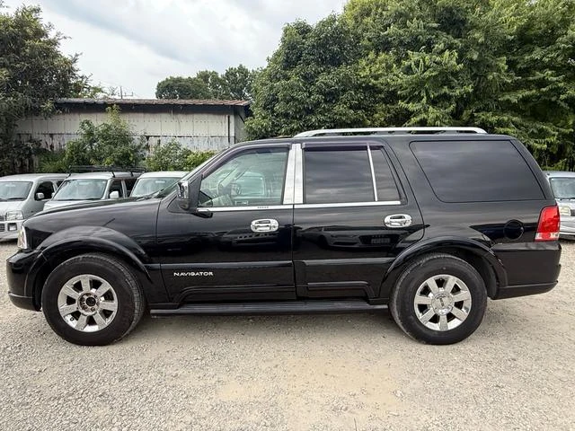 Lincoln NAVIGATOR 4