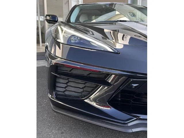 Chevrolet CORVETTE 7