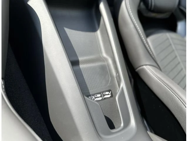 Chevrolet CORVETTE 40