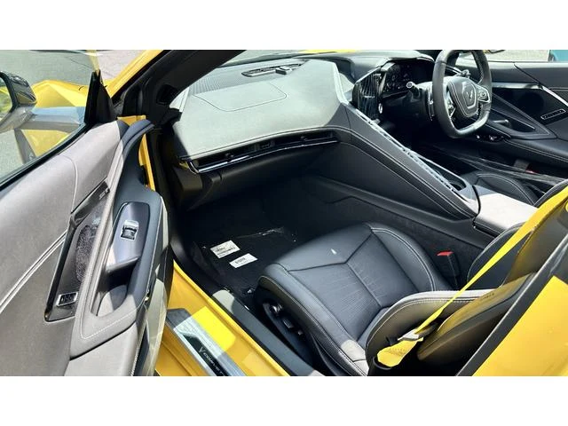 Chevrolet CORVETTE 16