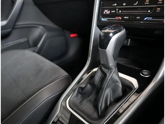 Volkswagen T-ROC 59
