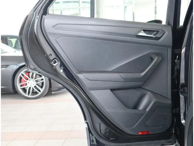 Volkswagen T-ROC 30
