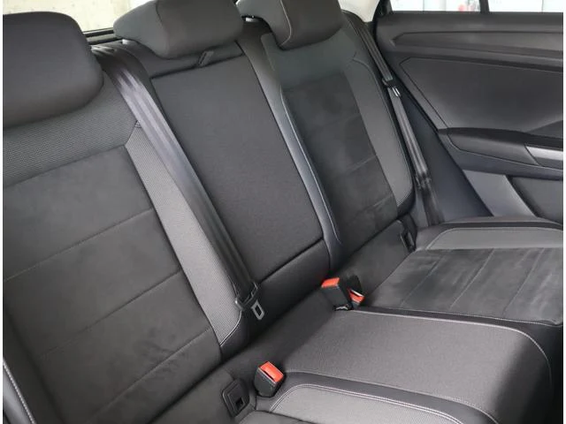 Volkswagen T-ROC 39