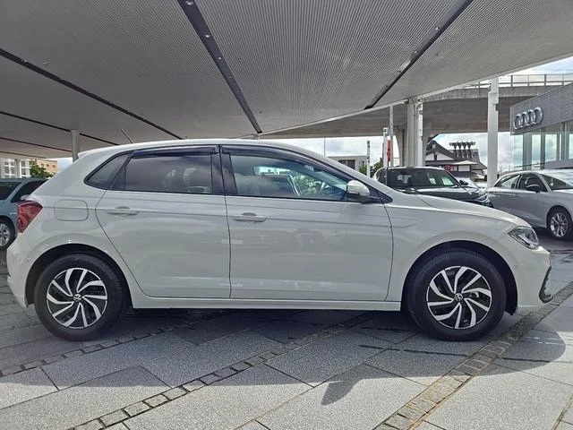 Volkswagen POLO 26