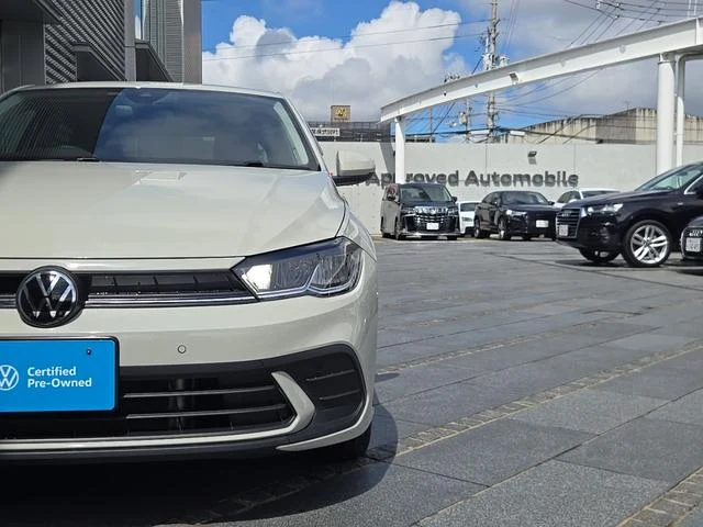 Volkswagen POLO 24
